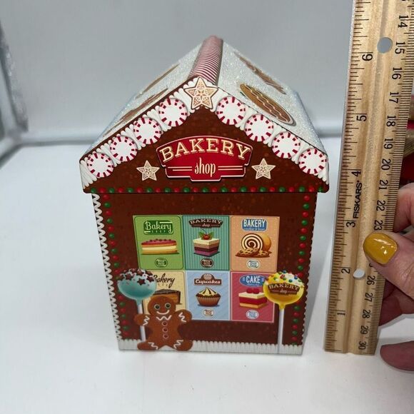 Set of Two Decorative Gift Boxes. - Picture 10 of 14